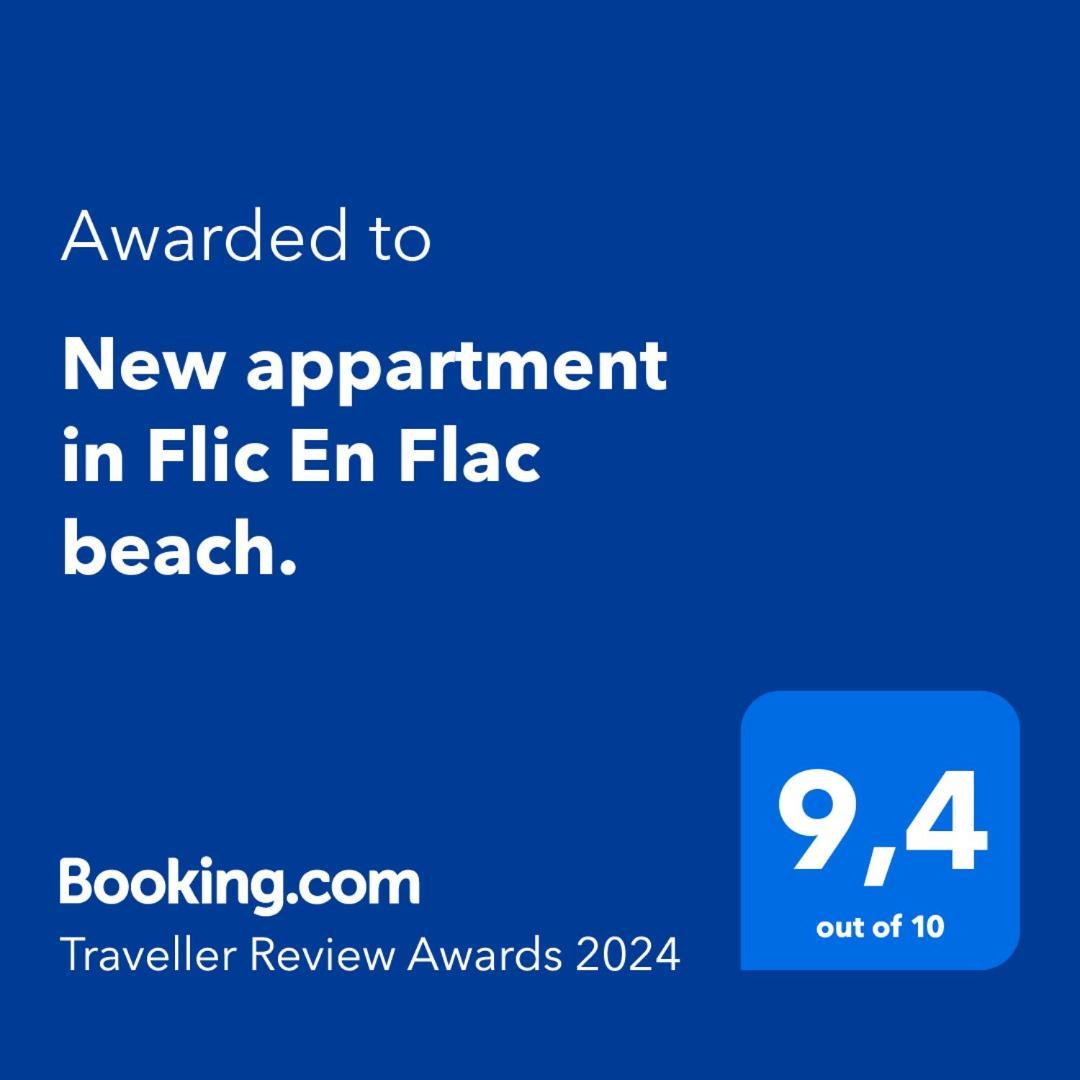 Westside Holidays Flic En Flac Beach Екстериор снимка